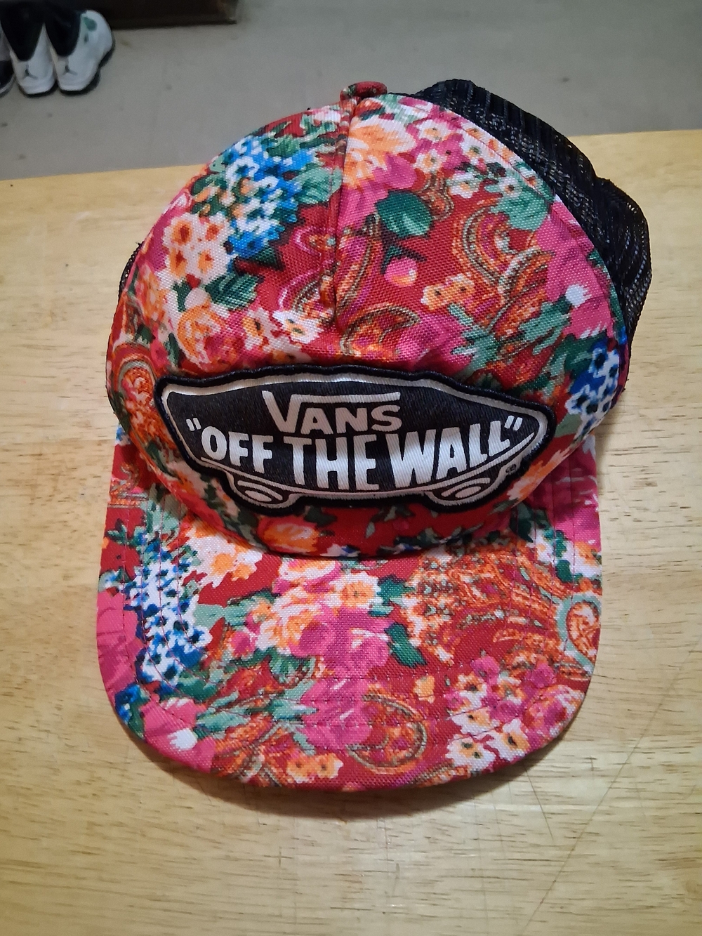 Vans Floral 'Off The Wall' Women's Trucker Hat - Pink Multi